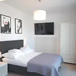 Polnoc Apartment
