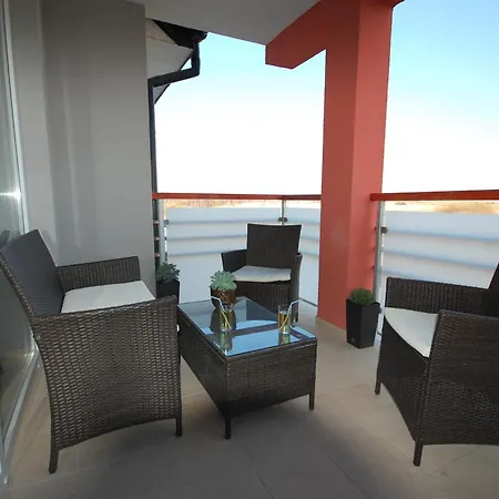 Polnoc アパート *